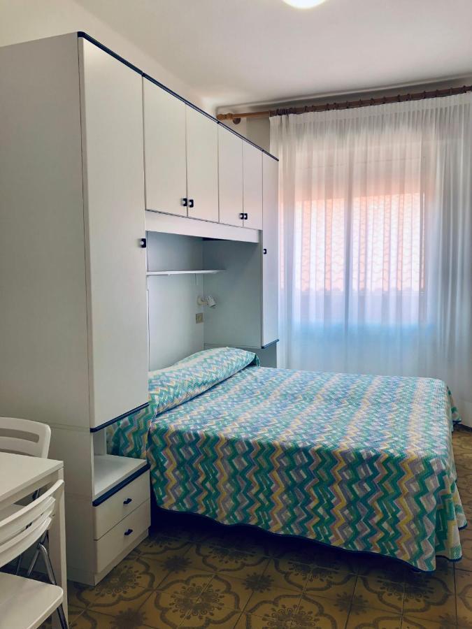 קאורלה Albergo Elena Garni מראה חיצוני תמונה