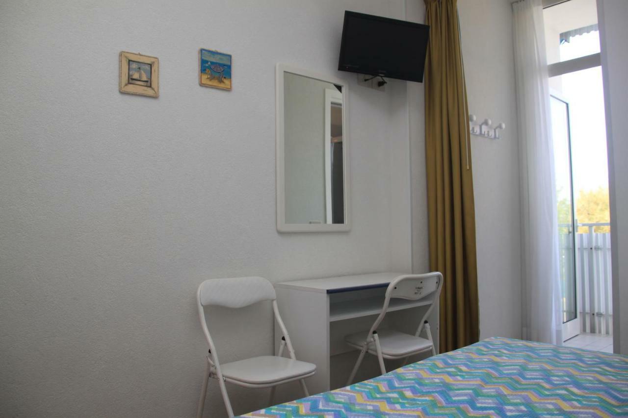 קאורלה Albergo Elena Garni מראה חיצוני תמונה