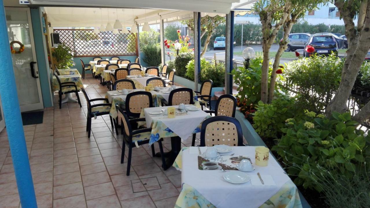 קאורלה Albergo Elena Garni מראה חיצוני תמונה